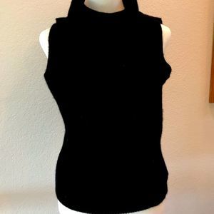 CASHMERE BLACK SLEEVELESS TURTLENECK SWEATER